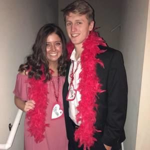 Meet your Posher, Caitlyn